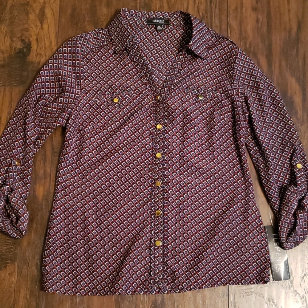 Button down blouse with gold buttons. NWT